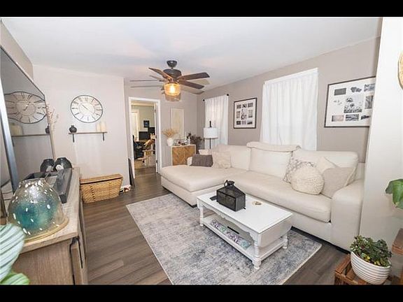 5th image of 27 Park St