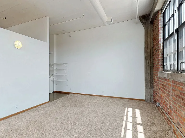 Skinner Macaroni Lofts — Photo 34
