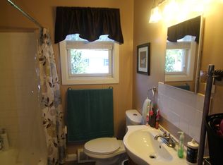 1 Croyden Rd, Newark, DE 19702