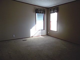 5th image of 58803 Meadow Creek Blvd