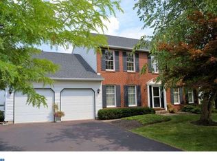 17 Sheffield Cir, Souderton, PA 18964