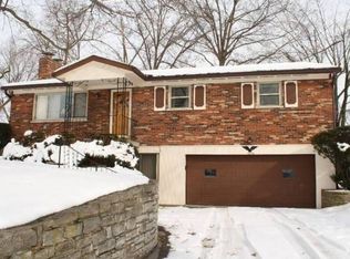 1296 Collinsdale Ave, Cincinnati, OH 45230