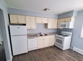 1028 E Division St APT D, Lombard, IL 60148