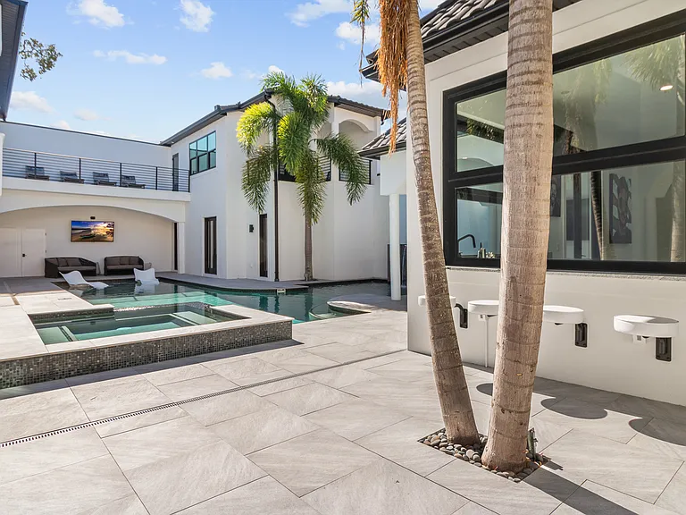W San Miguel St — Photo 42