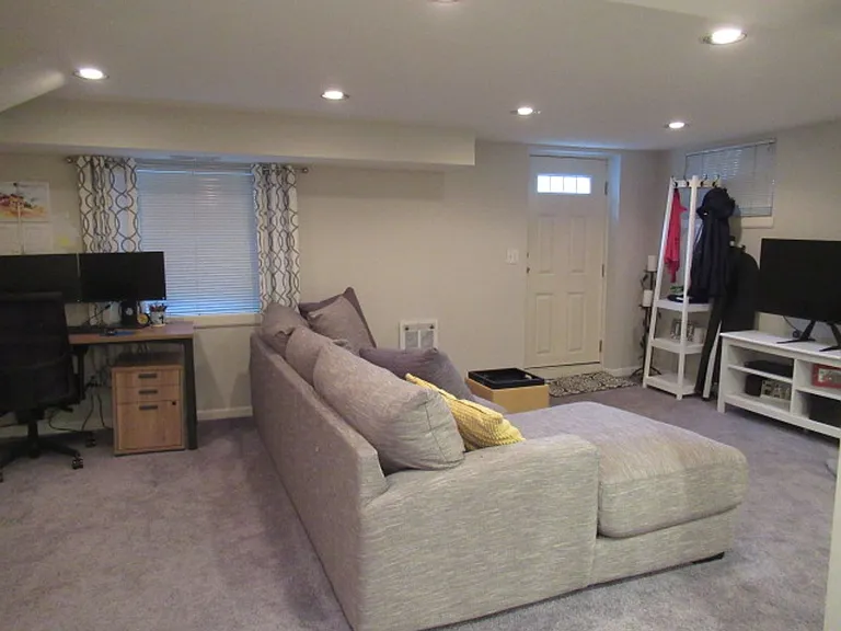 4725 35th Ave SW — Photo 12