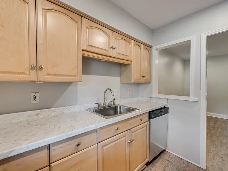 4211 Newton Ave #211 — Photo 10