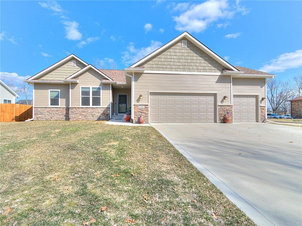 1102 N 17th St, Chariton, IA 50049 Zillow