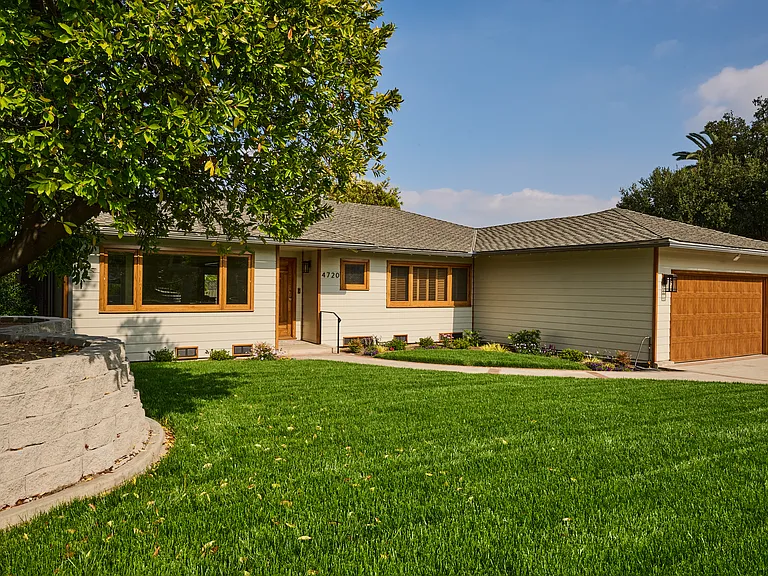 4720 Hayman Ave — Photo 1