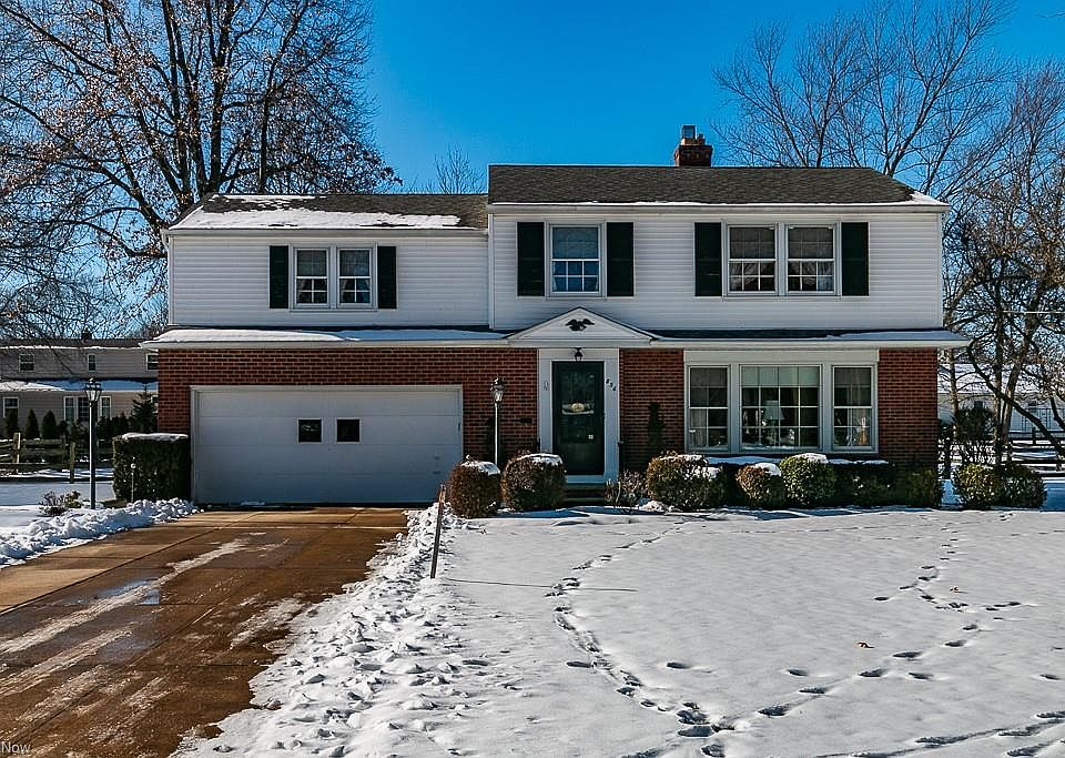 1st image of 856 Eastlawn Dr