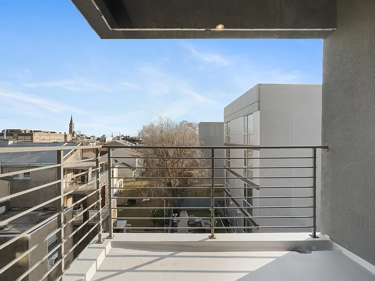 634 W Jefferson St #3 — Photo 20