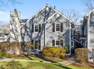12 Countryside Dr, Basking Ridge, NJ 07920