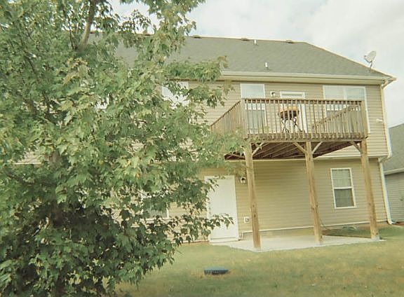 5th image of 2372 Temple View Dr