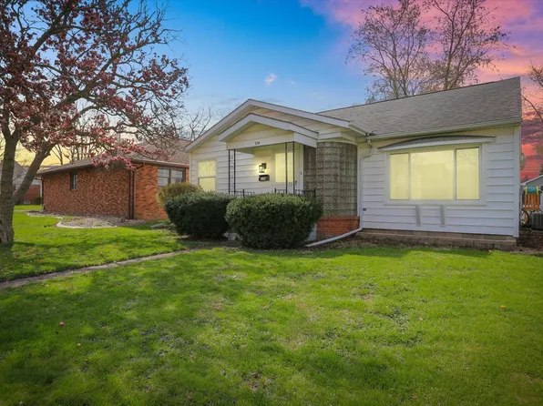 338 E State St, Paxton, IL 60957