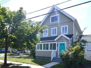 70 Court St, West Haven, CT 06516