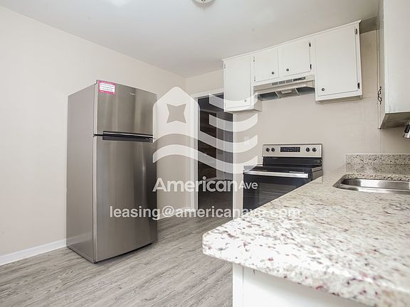 139153_004_kitchen_5.jpg