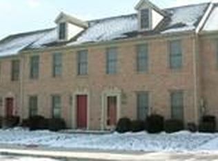 1284 Hunters Ridge Dr, Mechanicsburg, PA 17050