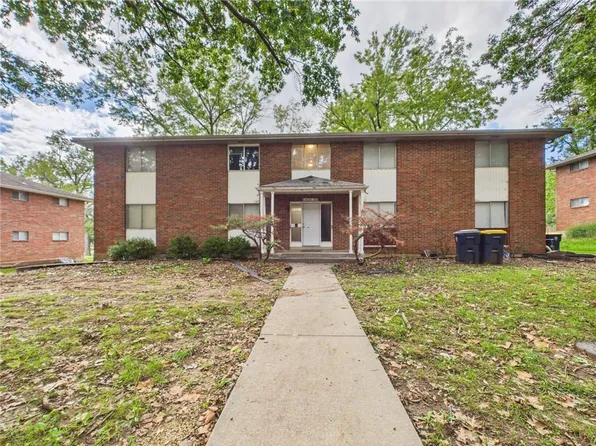8030 Campbell St, Kansas City, MO 64131