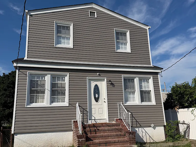 121-19 Merrill St #2 — Photo 12