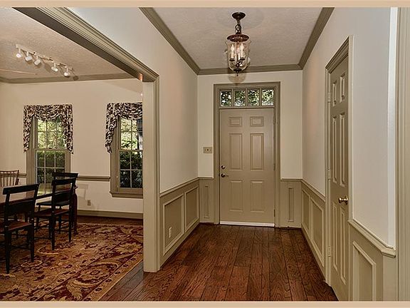 2nd image of 17445 Pennridge Ln