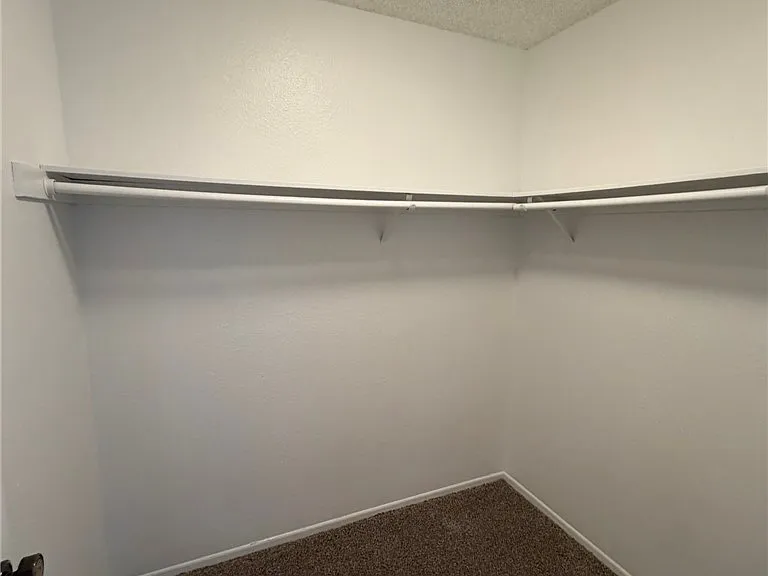 2119 Pine Breeze Ln — Photo 15