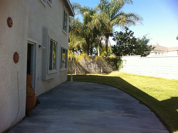 5th image of 7073 Regal Park Dr