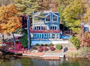 109 Demarest Rd, Bloomingdale, NJ 07403