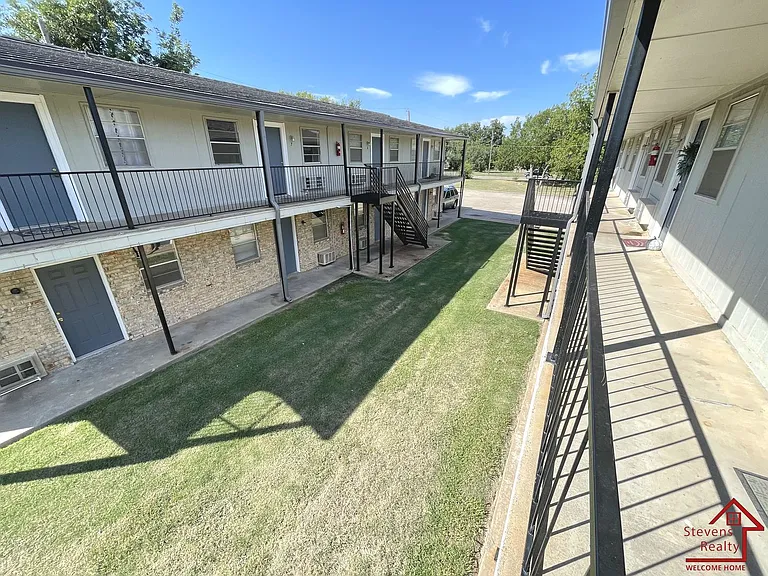 Amber Apartments — Photo 40