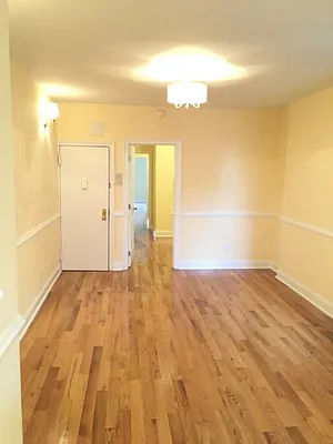 Rented by Bohemia Realty Group | media 18