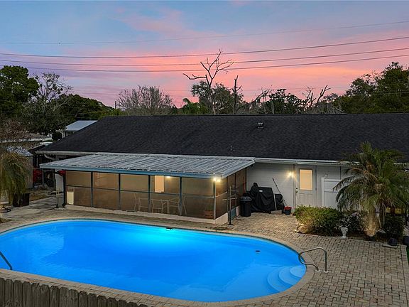 2nd image of 405 Lake Ned Rd