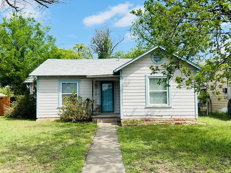 1510 E Harris Ave — Photo 12