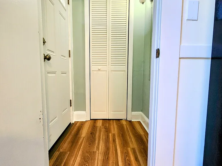 127 West St — Photo 5