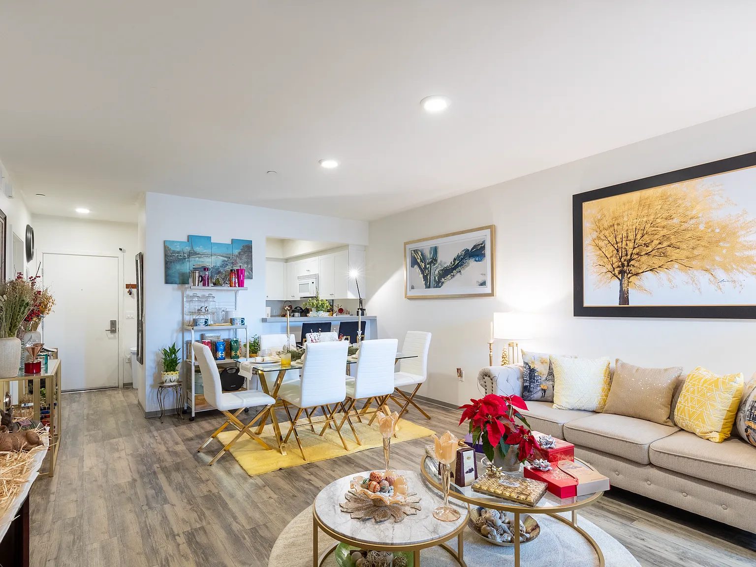Chase St Apartments — Photo 2