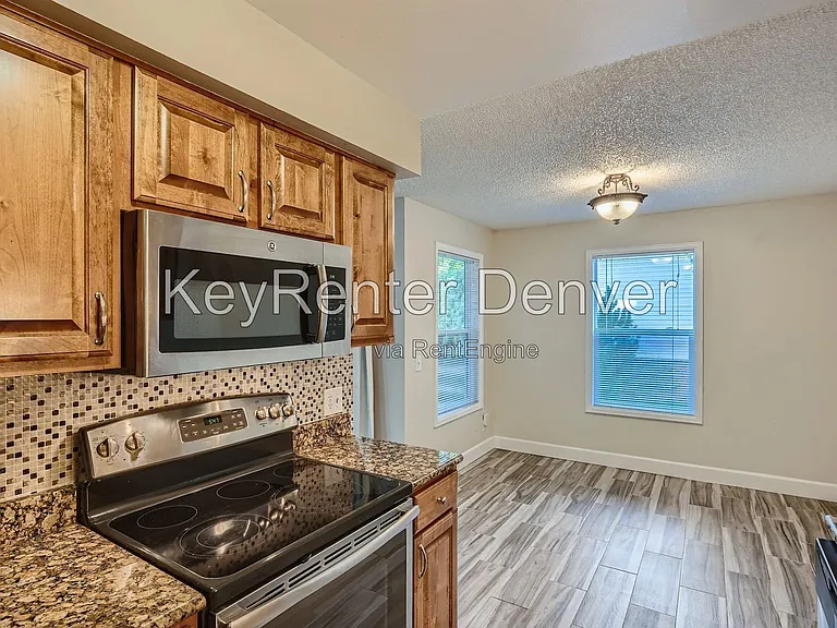 7665 E Eastman Ave #201-C — Photo 8