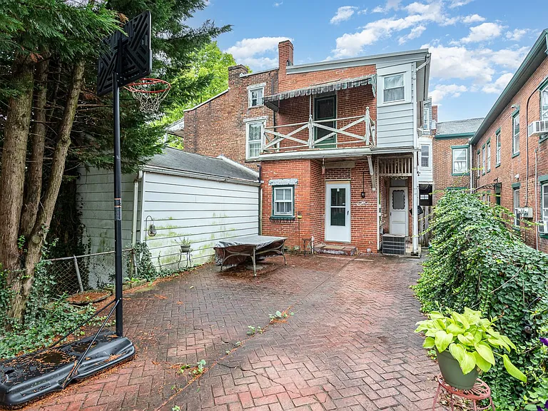 273 S Hanover St — Photo 26