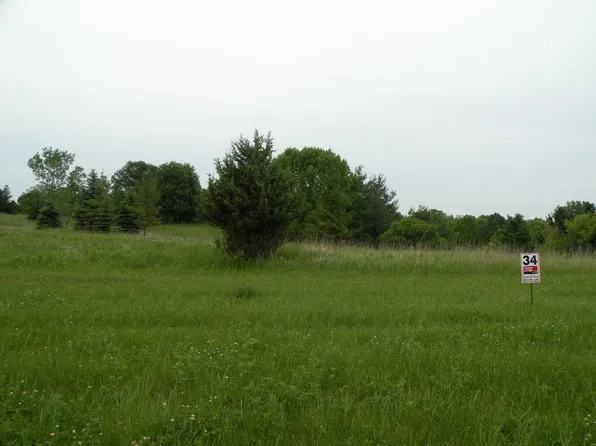 317 Drumlin Loop #34, Ripon, WI 54971