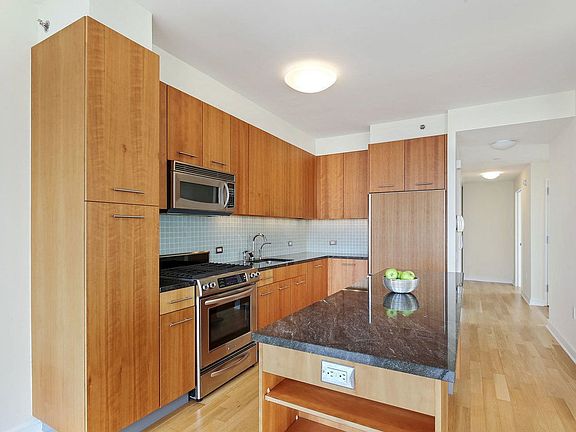 5th image of 11 E 29th St APT 44A