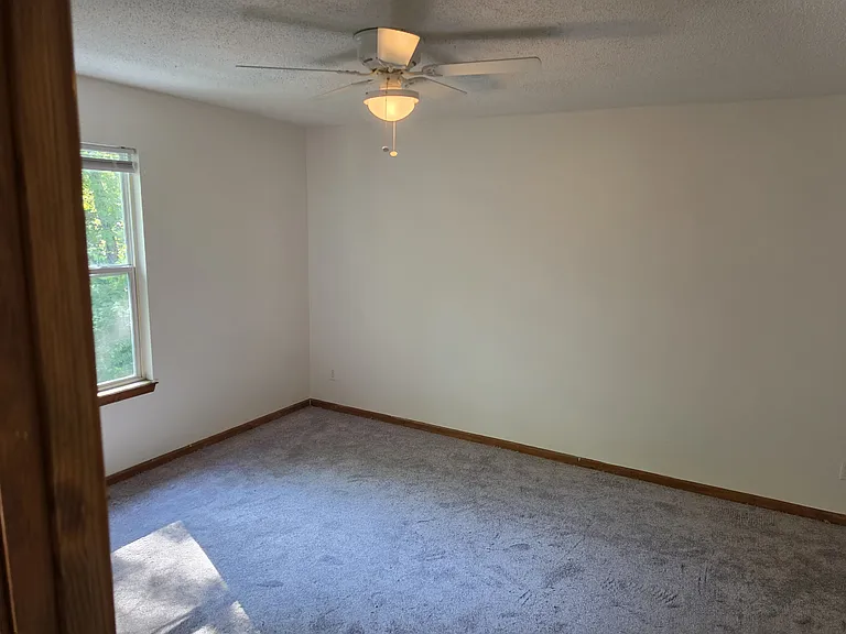 1857 Chickadee Dr — Photo 7