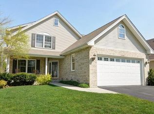 1046 Carol St, Downers Grove, IL 60516