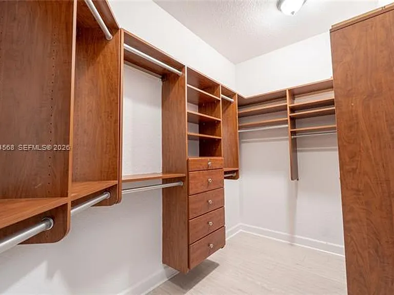 11213 NW 71st Ter #11213 — Photo 11