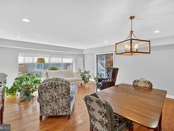 2nd image of 11420 Strand Dr #R414