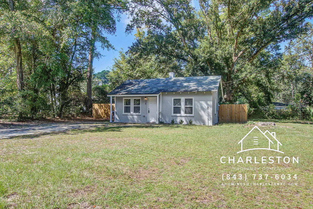 1 bed, 1.0 bath, 648 sqft, $1,045 — Photo 1