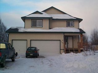 1245 Woodstock Dr, Palmer, AK 99645