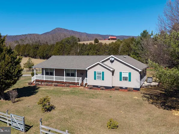 2301 S Page Valley Rd, Luray, VA 22835