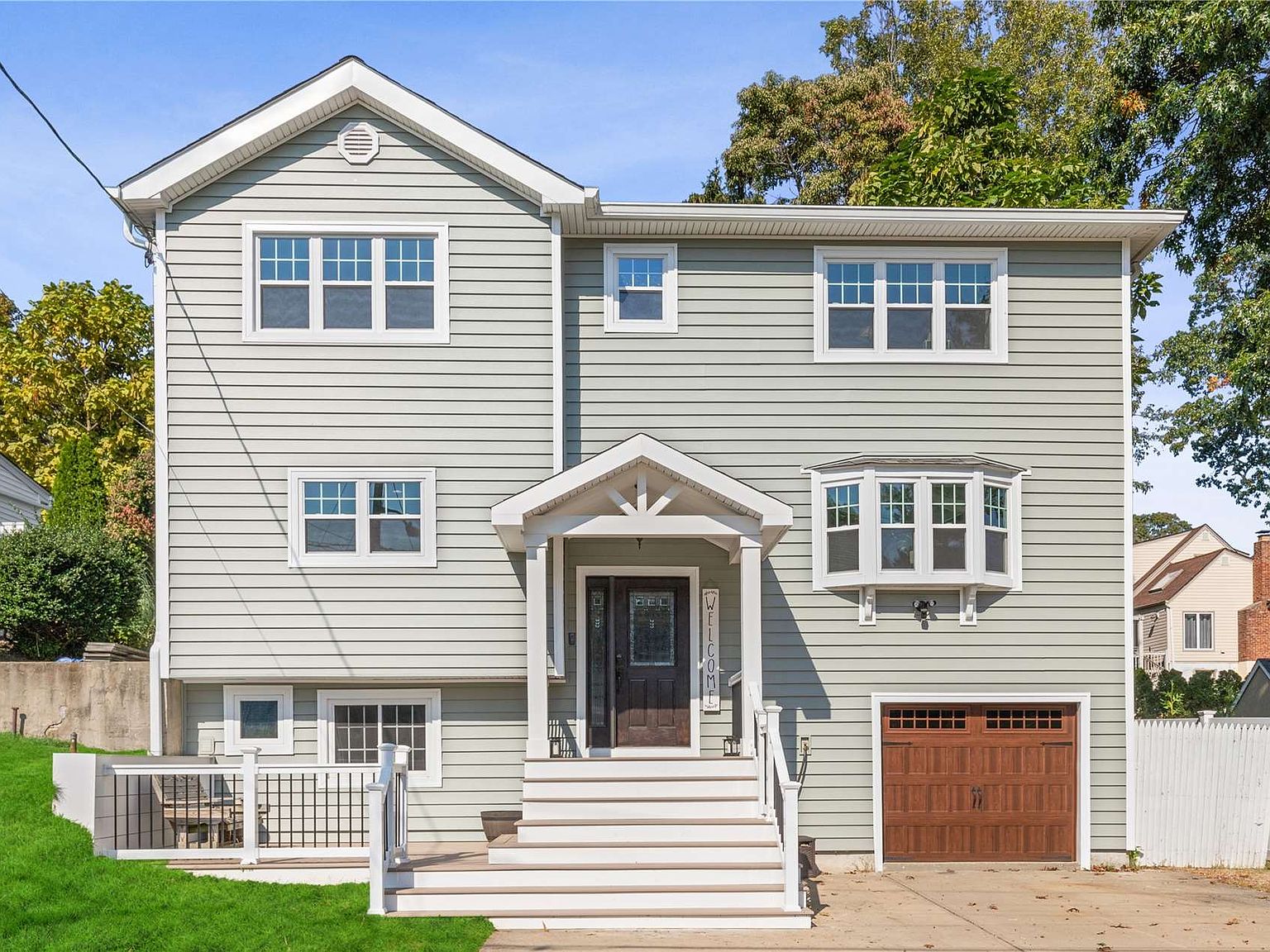 39 Eckert Street, Huntington Station, NY 11746 Zillow