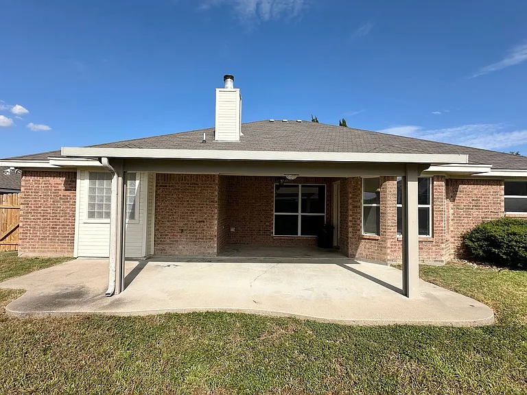 2601 Lavender Ln — Photo 42
