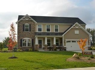 2428 Deerfield Dr, Avon, OH 44011