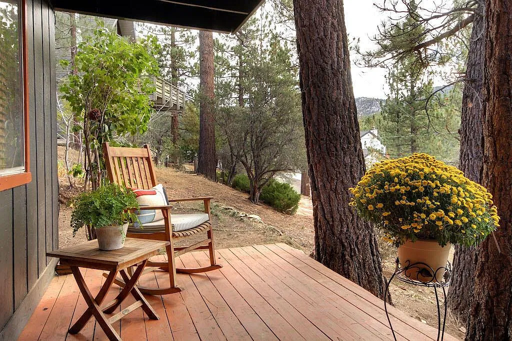 2 bed, 1024 sqft, $2,499 — Photo 3