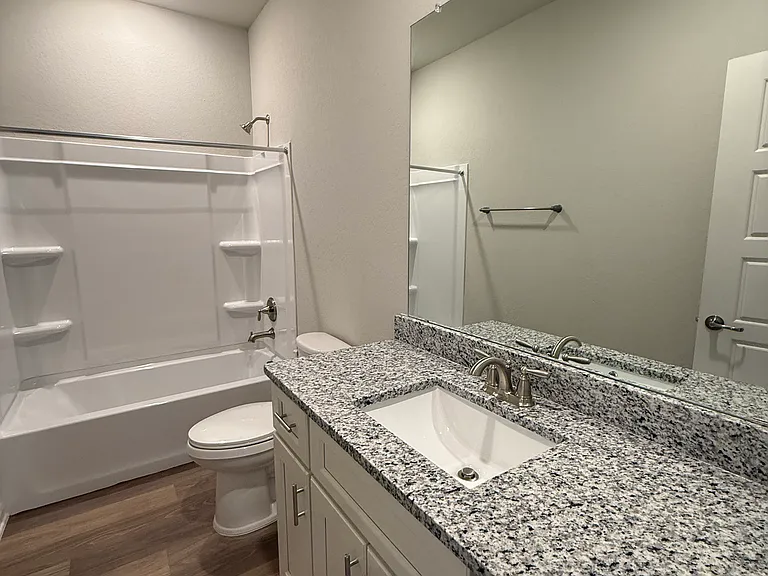 7127 Magnolia Crk #201/101 — Photo 10