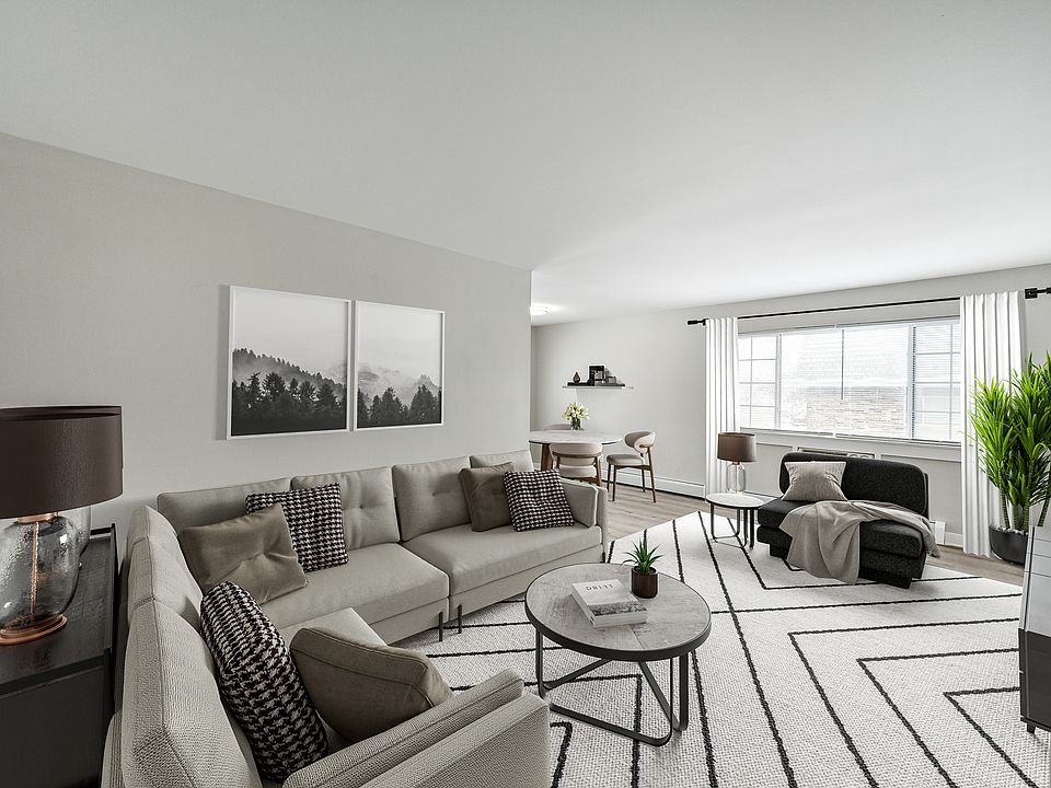 Virtually Staged Living Area