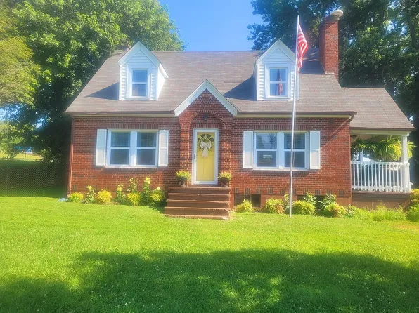 2340 Dillons Fork Rd, Fieldale, VA 24089